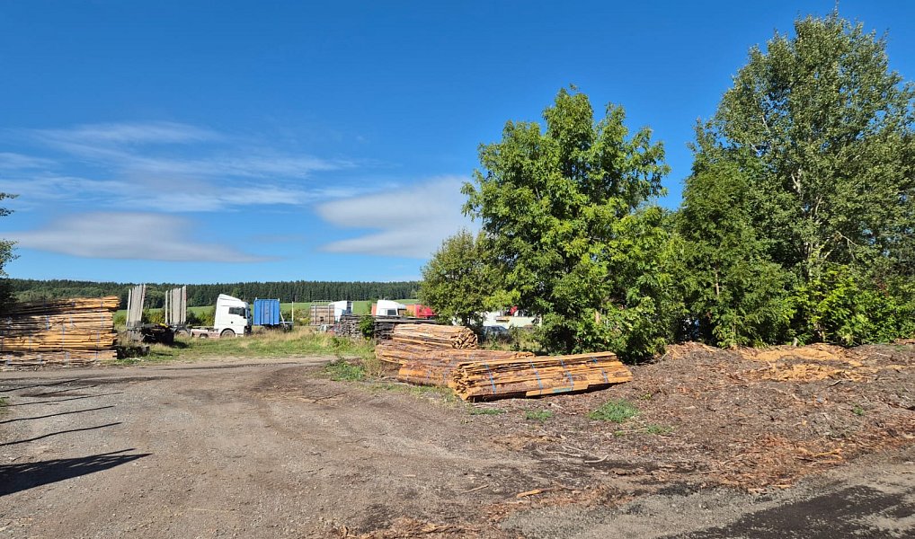 Prodej komerčního pozemku 28 305 m², Velká Hleďsebe – náhled fotky 5