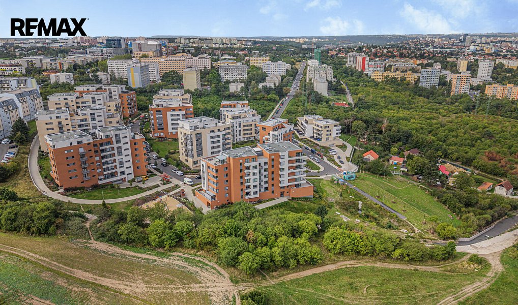 Prodej bytu 2+kk 46 m², Praha – náhled fotky 11