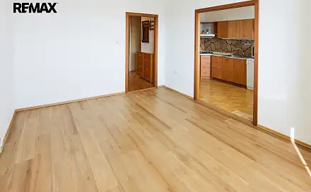 Pronájem bytu 1+kk 38 m²