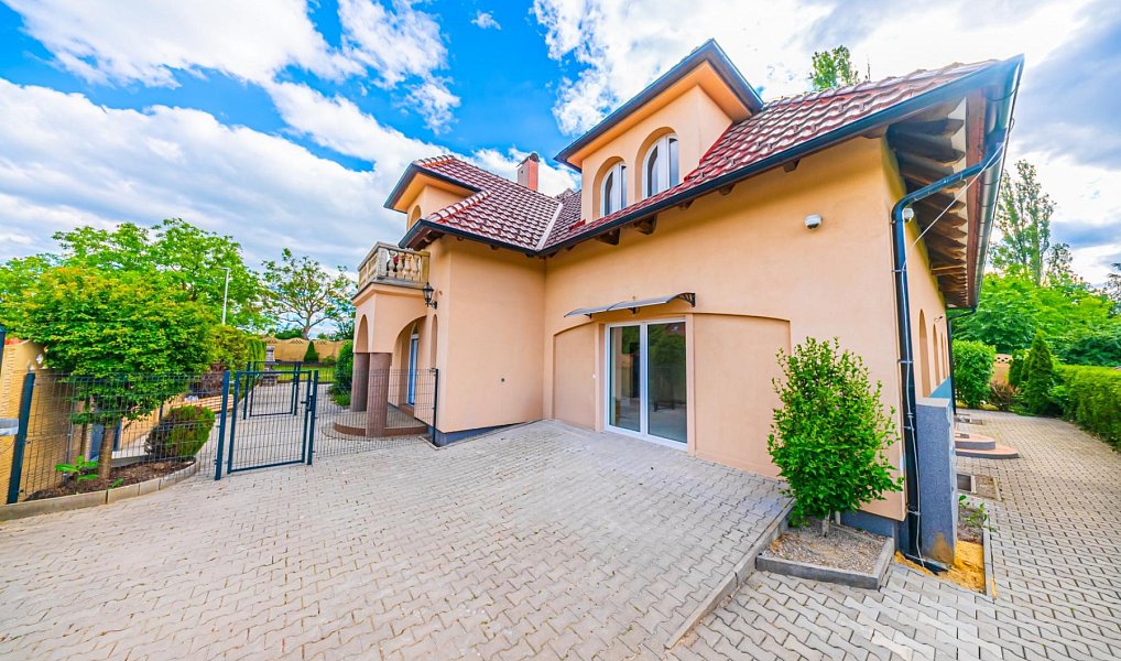 Prodej bytu 3+1 106 m², Buštěhrad – náhled fotky 13