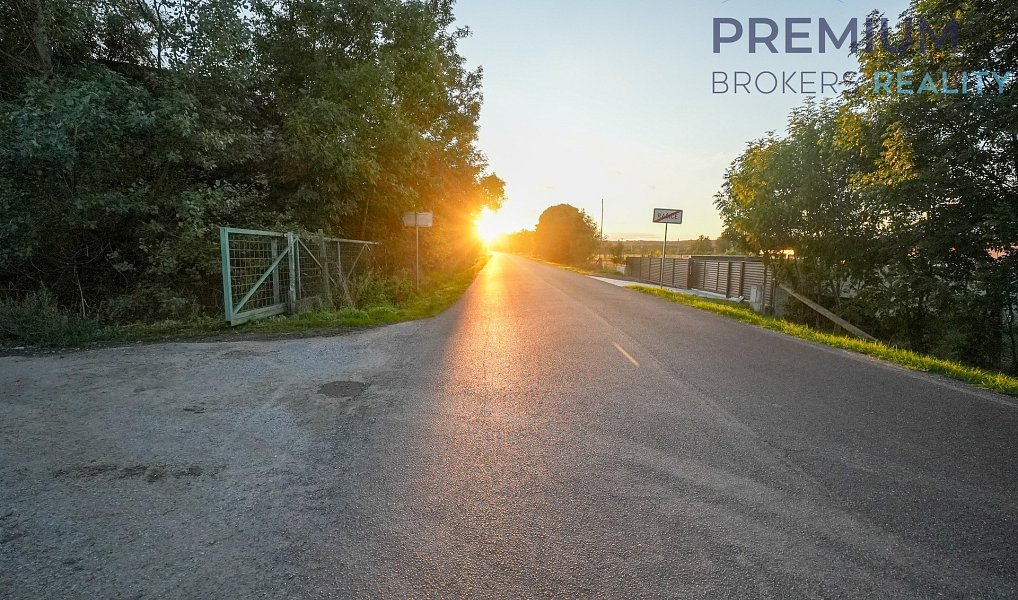 Prodej stavebního pozemku 868 m², Račice – náhled fotky 11