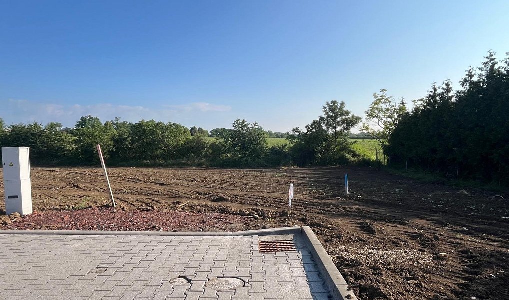 Prodej stavebního pozemku 612 m², Rajhrad – náhled fotky 8