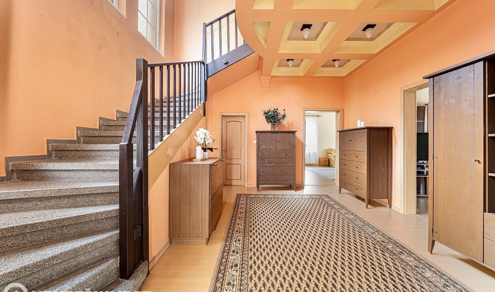 Prodej domu 283 m² s pozemkem 454 m², Praha – náhled fotky 3