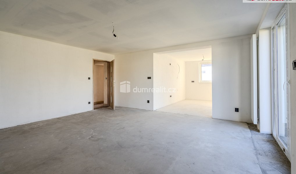 Prodej domu 460 m² s pozemkem 225 m², Vědomice – náhled fotky 12