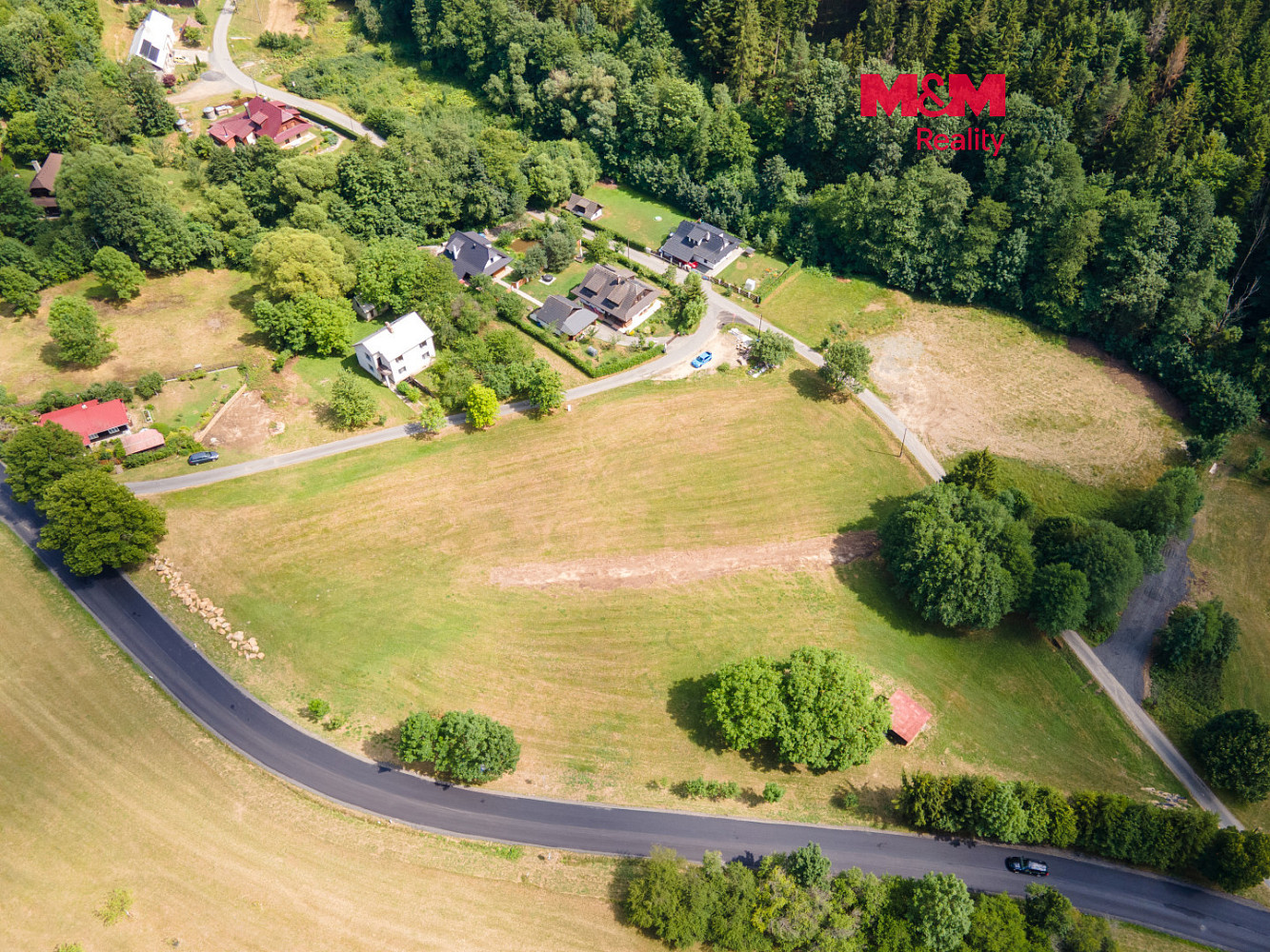 Prodej stavebního pozemku 1 818 m²