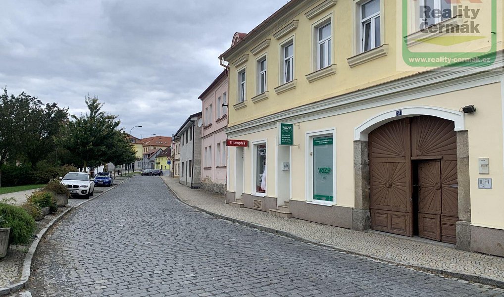 Prodej domu 380 m² s pozemkem 680 m², Domažlice – náhled fotky 3