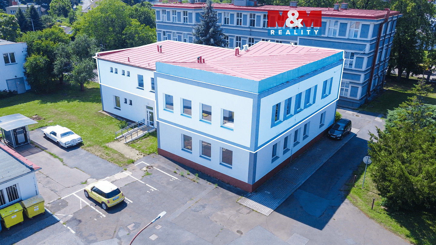 Pronájem kanceláře 311 m²