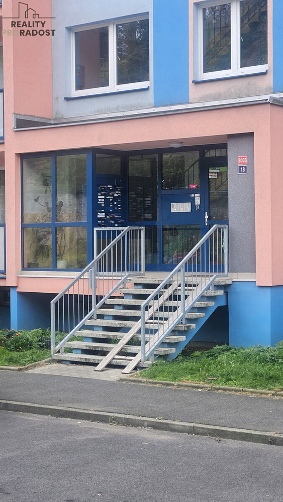 Pronájem bytu 2+kk 39 m² – fotografie 2
