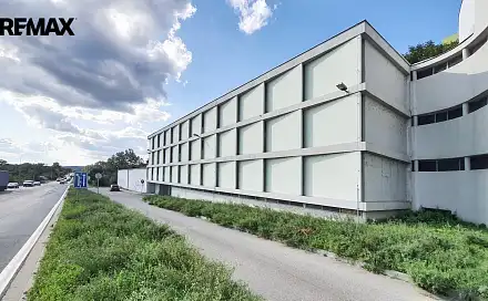 Pronájem garáže v parkovacím domě, ul. jihlavská, brno