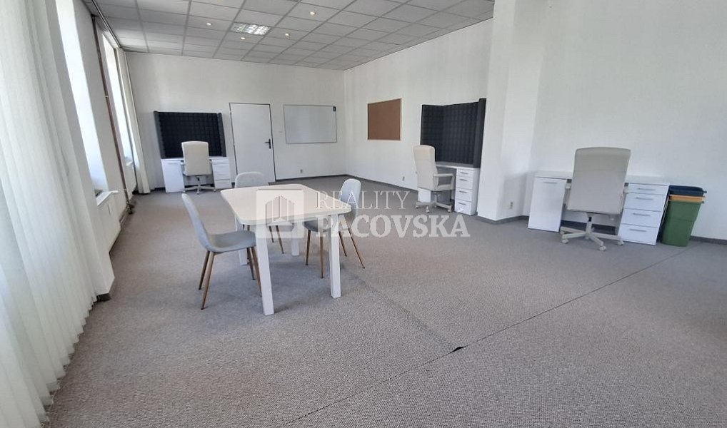 Pronájem kanceláře 118 m², Ústí nad Labem – náhled fotky 5