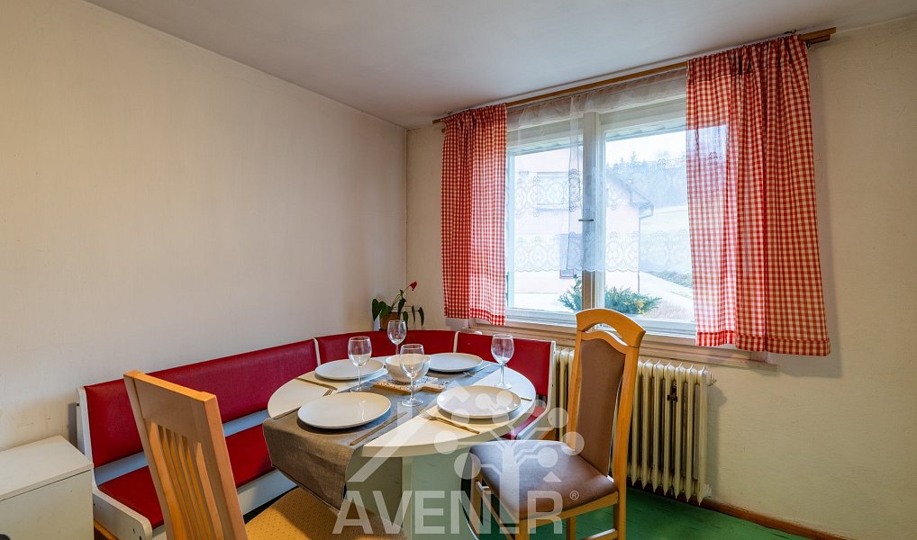 Prodej domu 244 m² s pozemkem 1 336 m², Bozkov – náhled fotky 33