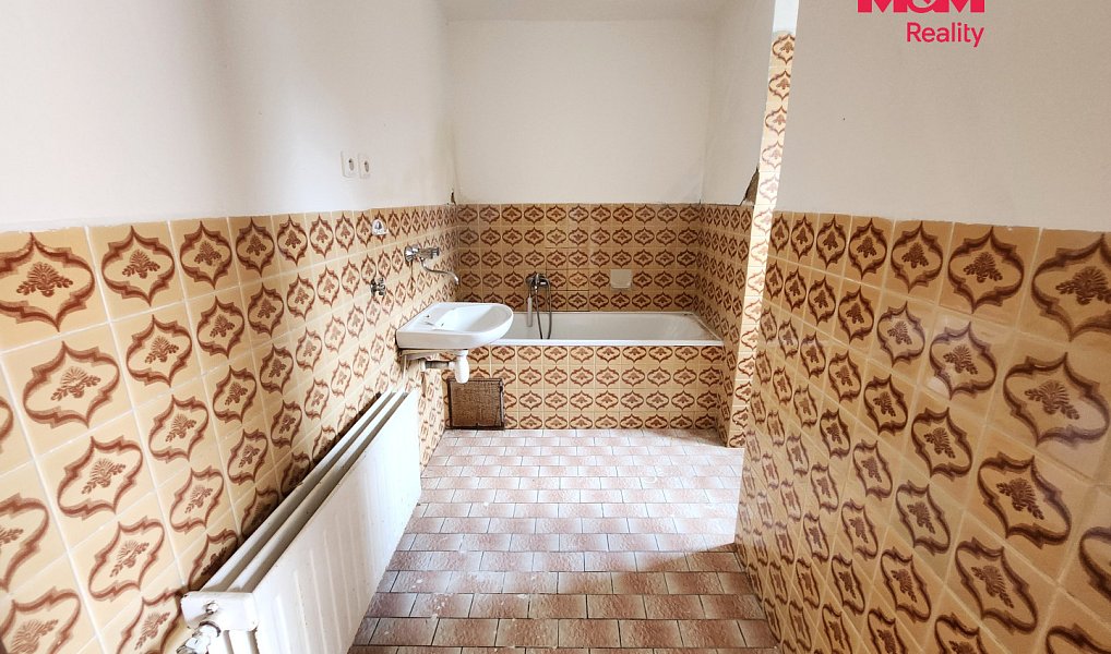 Prodej domu 160 m² s pozemkem 256 m², Lenešice – náhled fotky 4