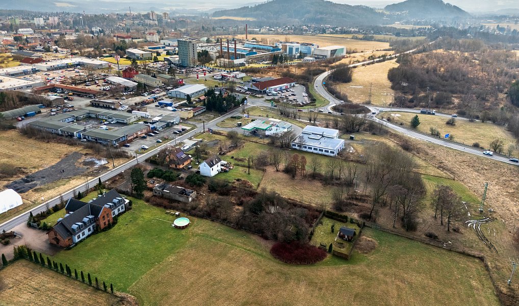 Prodej stavebního pozemku 3 359 m², Nový Bor – náhled fotky 9
