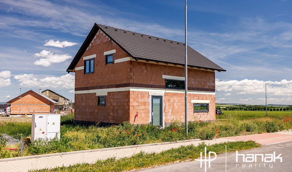 Prodej domu 115 m² s pozemkem 400 m², Lutín – náhled fotky 15