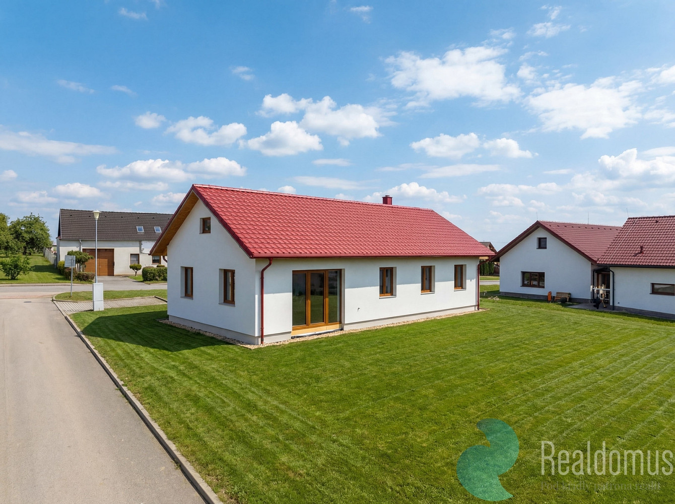 Prodej domu 100 m² s pozemkem 1 021 m² — photo 3