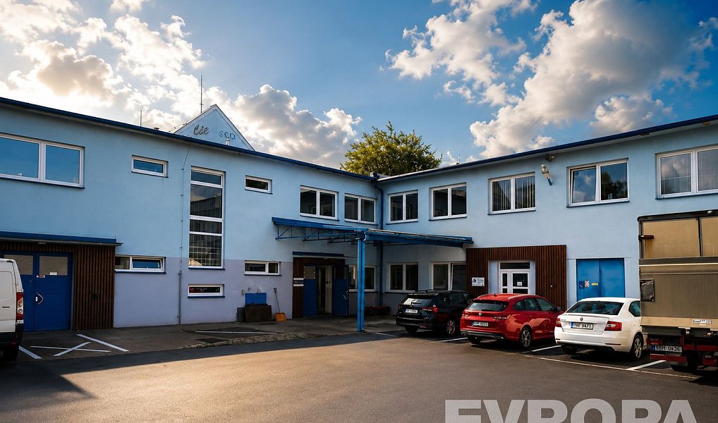 Pronájem kanceláře 117 m², Kolín – náhled fotky 2