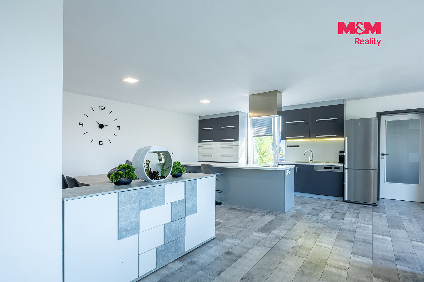 Prodej domu 139 m² s pozemkem 1 056 m² — photo 2