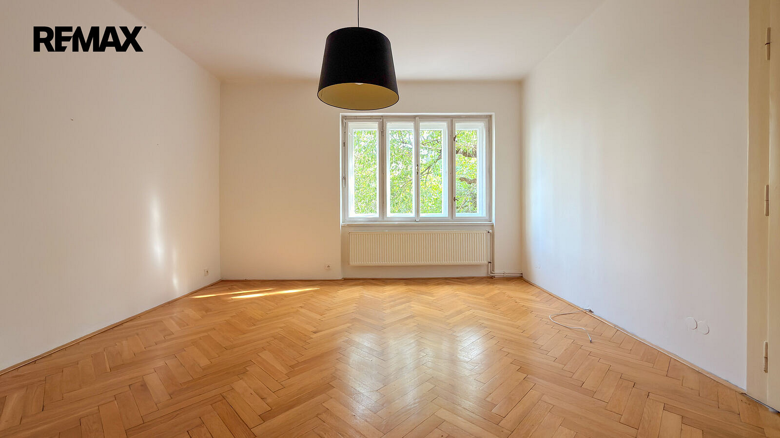 Pronájem bytu 3+kk 78 m² – fotografie 4