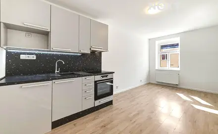 Prodej bytu 2+kk 50 m², V zahradách, Praha 8 - Libeň