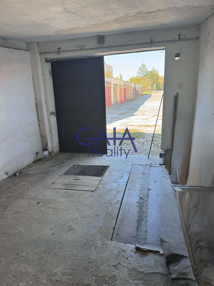 Prodej garáže 20 m2 nedaleko centra města – fotografie 4