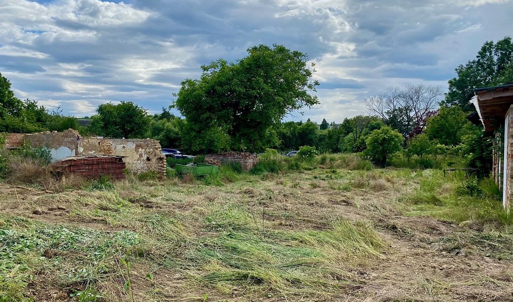 Prodej stavebního pozemku 2 450 m², Honětice – náhled fotky 13