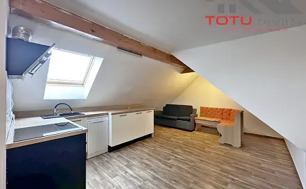 Pronájem bytu 1+kk 68 m², Jaroměř - Semonice, okres Náchod