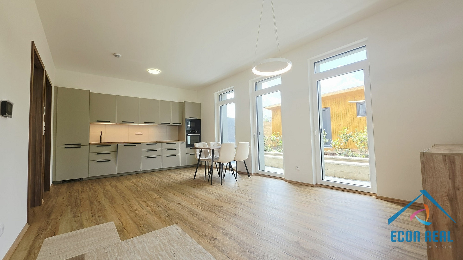 Pronájem kanceláře 55 m²