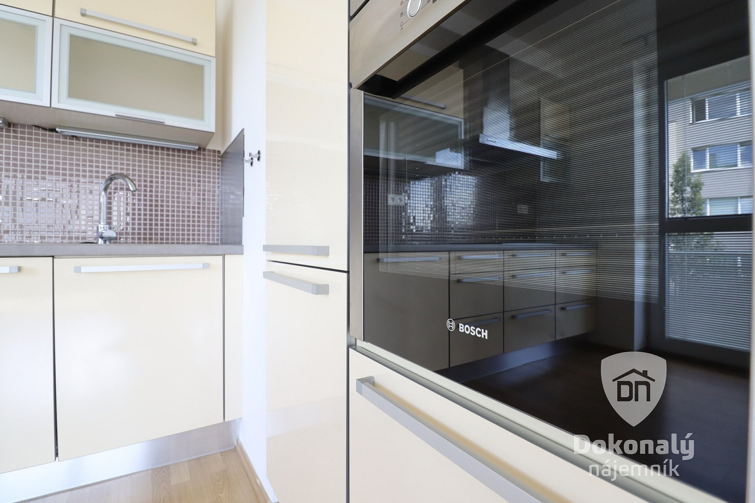Pronájem bytu 2+kk 67 m² – fotografie 5
