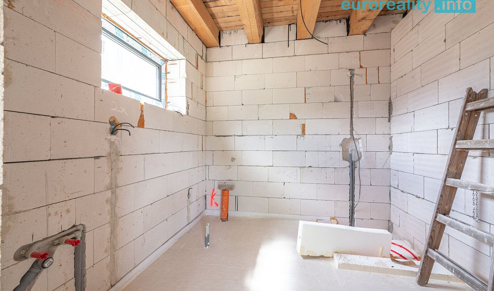 Prodej domu 155 m² s pozemkem 1 055 m², Aš – náhled fotky 15