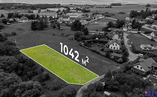 Prodej stavebního pozemku 1 042 m², Okrouhlo, okres Praha-západ