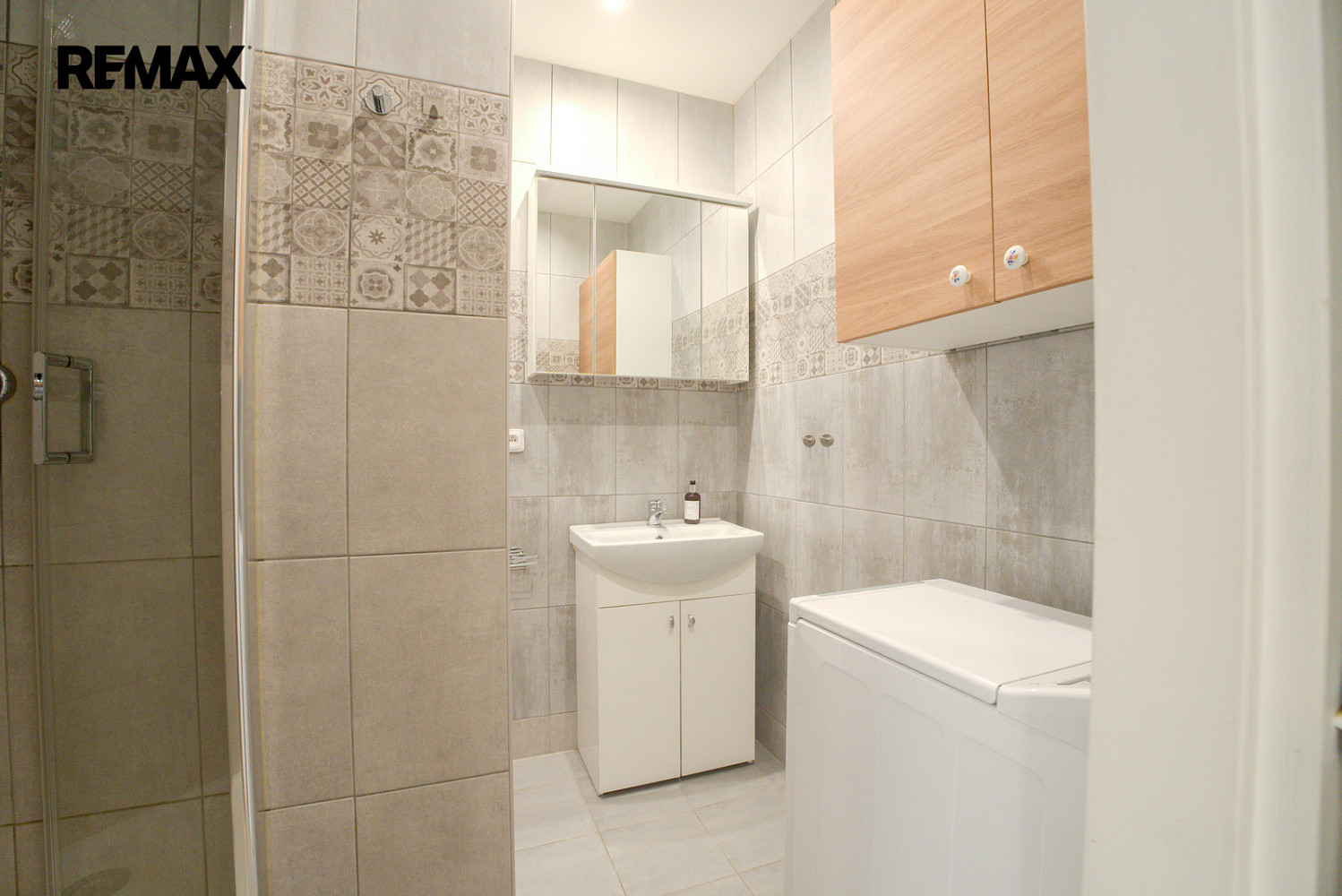Pronájem bytu 2+1 49 m² — photo 3