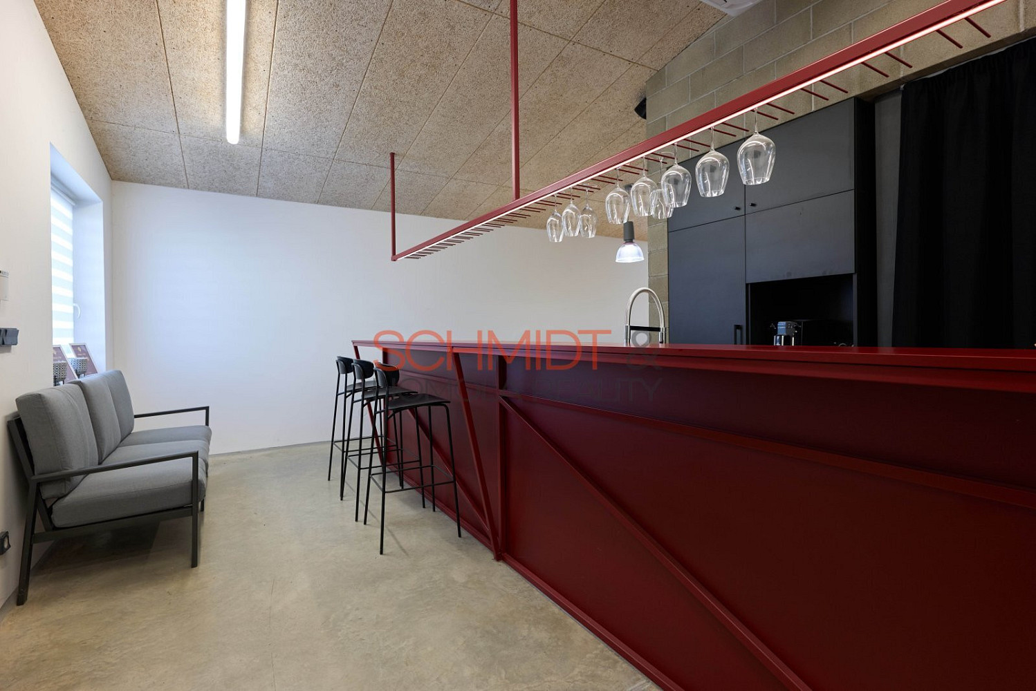 Pronájem obchodních prostor 146 m² – pohled 4
