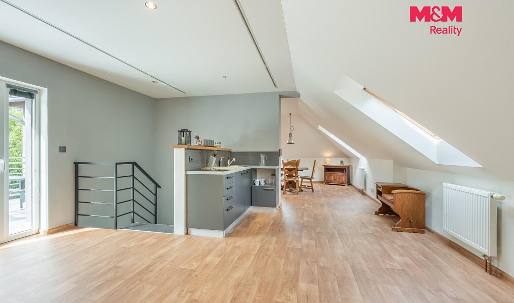 Prodej kanceláře 174 m², Slaný – náhled fotky 19