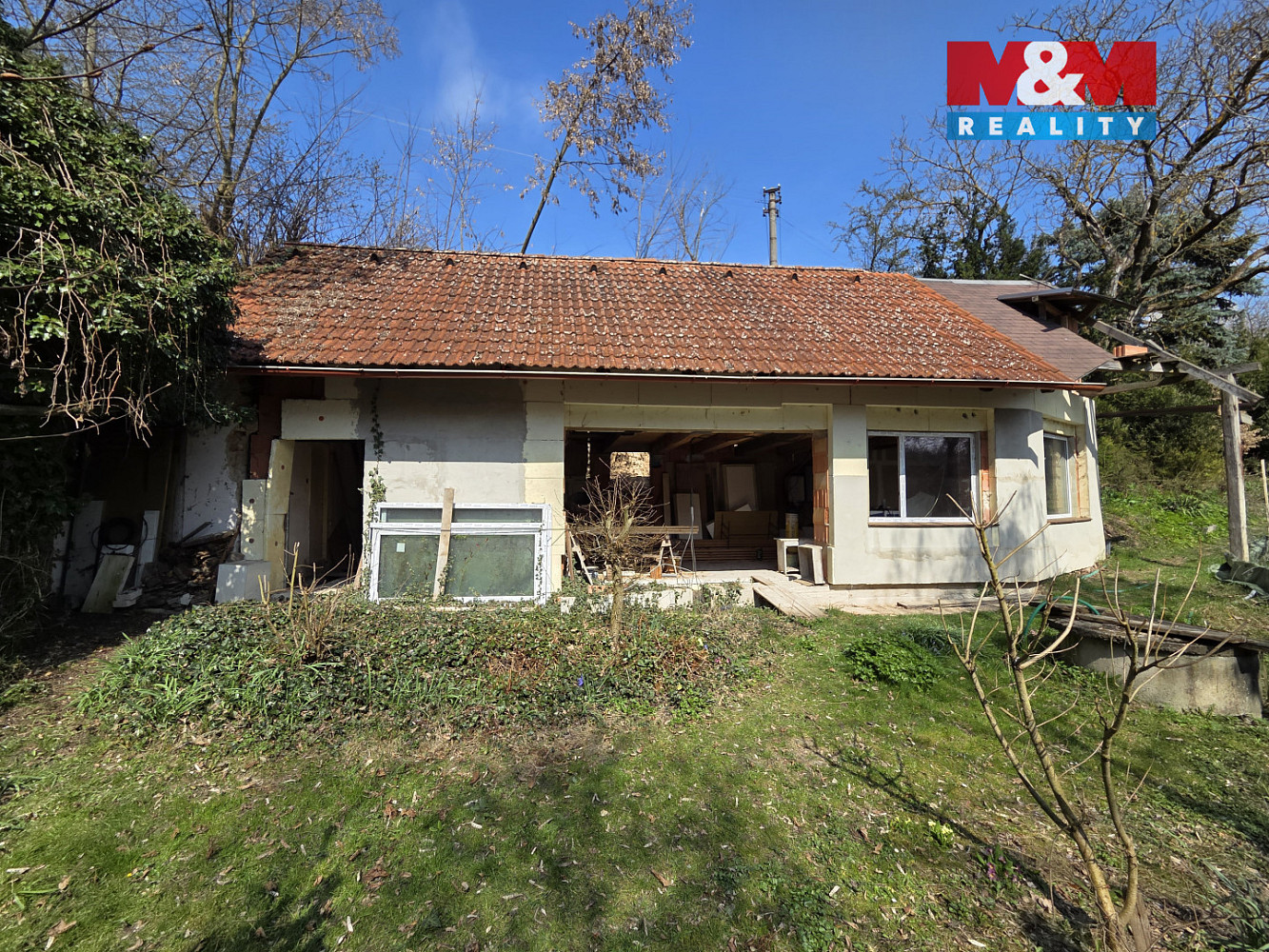 Prodej domu 80 m² s pozemkem 4 023 m² — photo 2