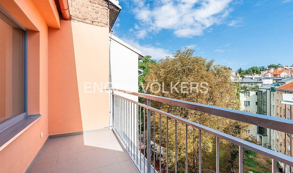 Pronájem bytu 3+kk 80 m², Praha – náhled fotky 3