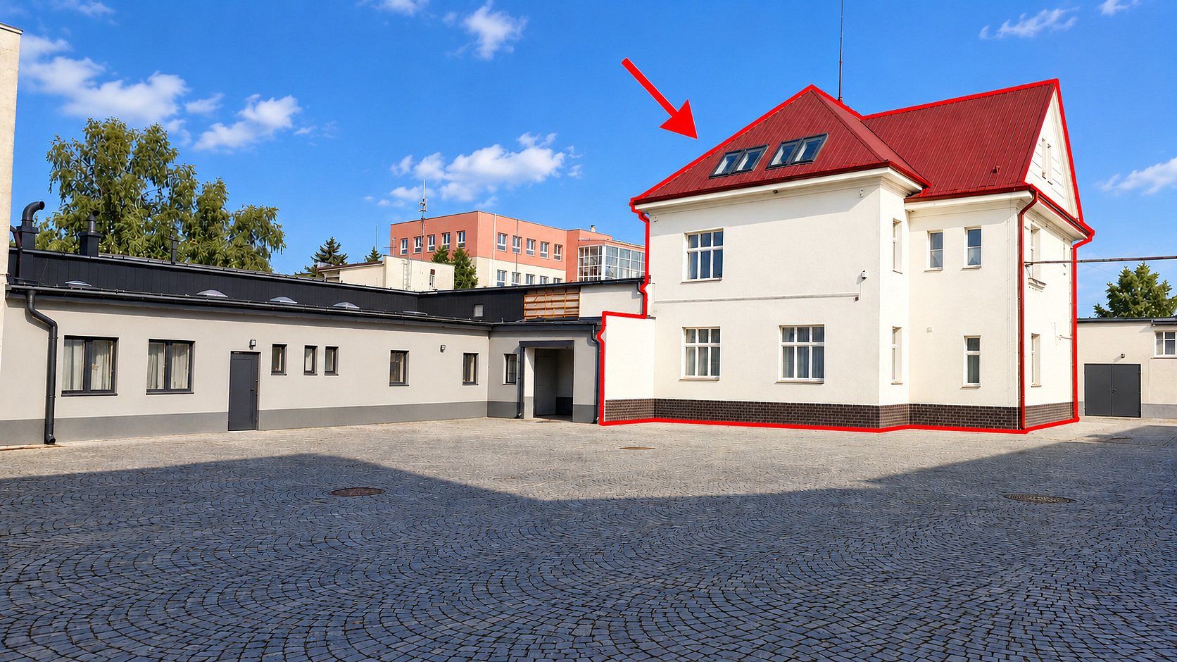 Prodej obchodních prostor 180 m² – fotografie 3