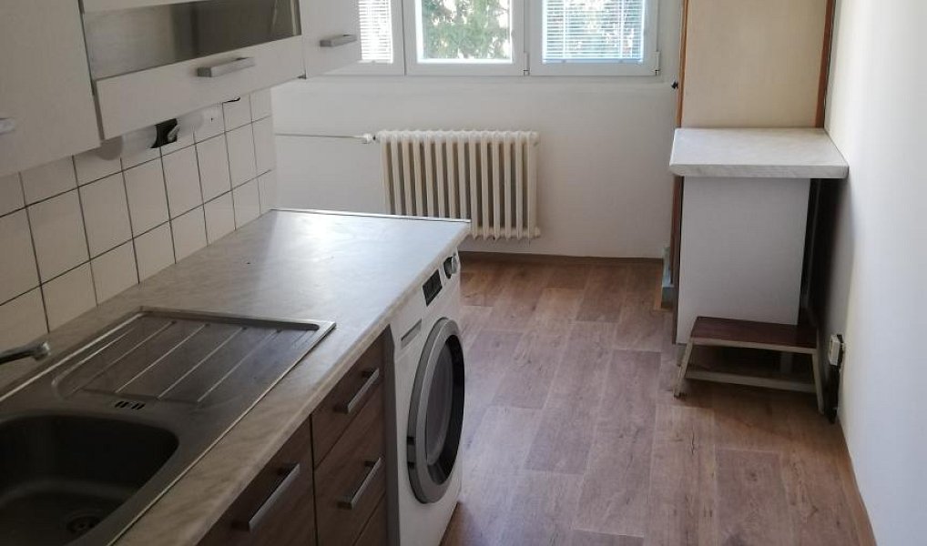 Pronájem bytu 2+1 53 m², Liberec – náhled fotky 3