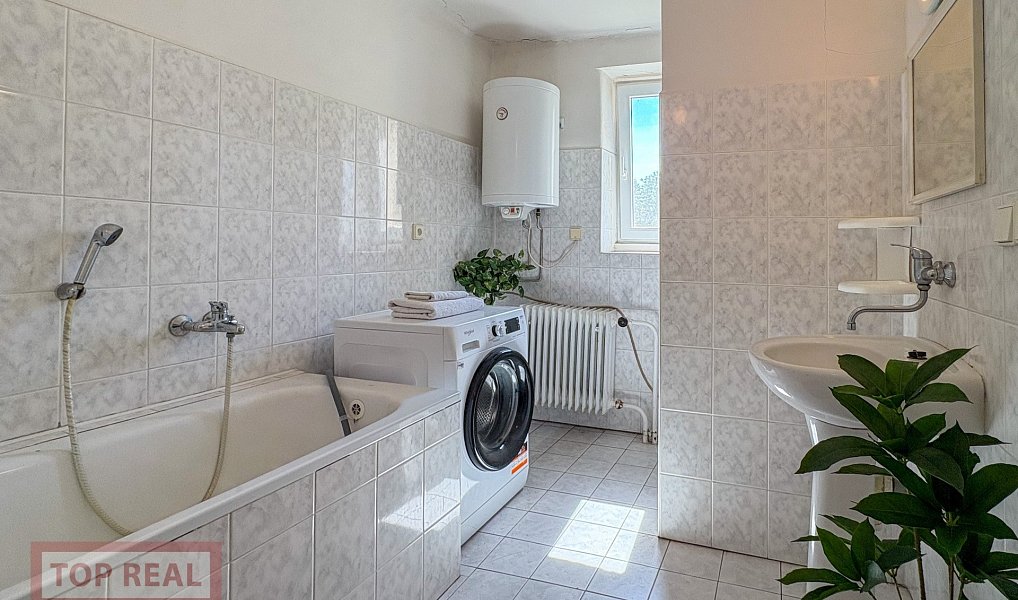 Prodej domu 257 m² s pozemkem 5 234 m², Přerov – náhled fotky 18