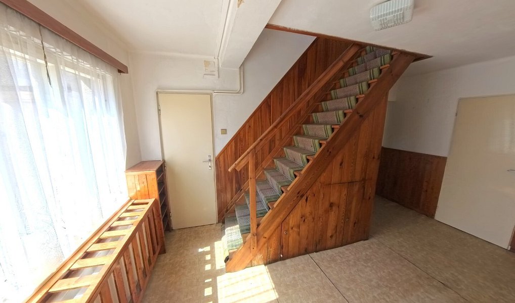 Prodej domu 215 m² s pozemkem 360 m², Rovensko pod Troskami – náhled fotky 7