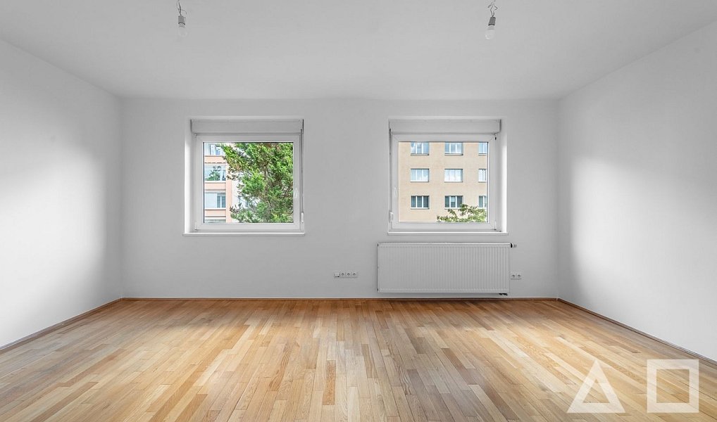 Prodej domu 240 m² s pozemkem 270 m², Praha – náhled fotky 24