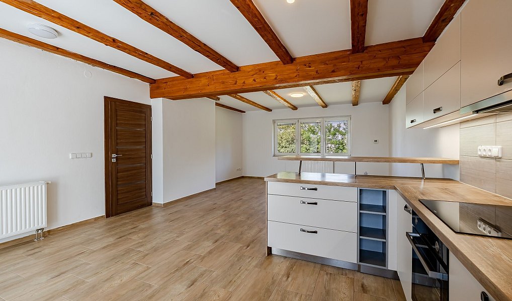 Pronájem domu 175 m² s pozemkem 722 m², Kunovice – náhled fotky 4