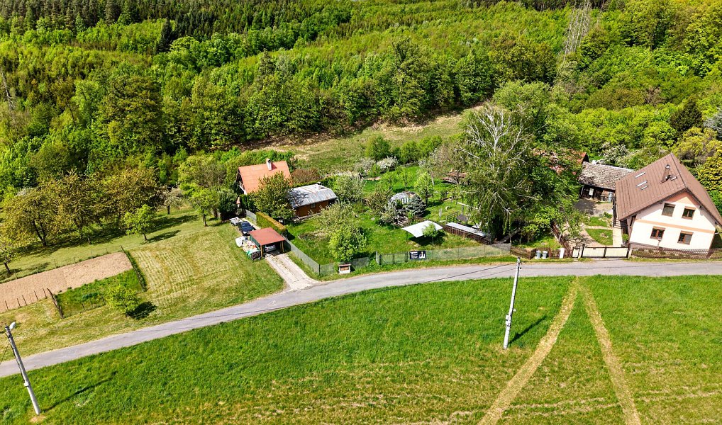 Prodej stavebního pozemku 708 m², Zlín – náhled fotky 11