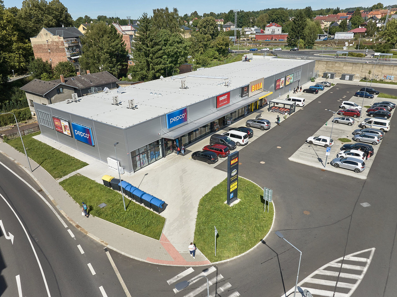 Pronájem obchodních prostor 322 m² – fotografie 2