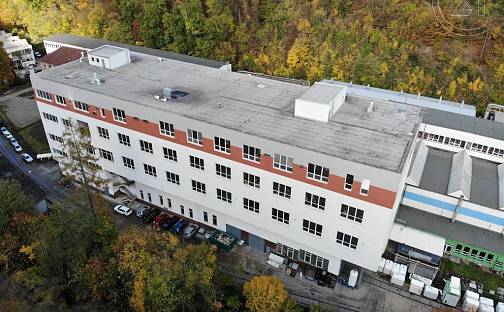 Pronájem výrobních prostor 1 920 m², Brno - Útěchov