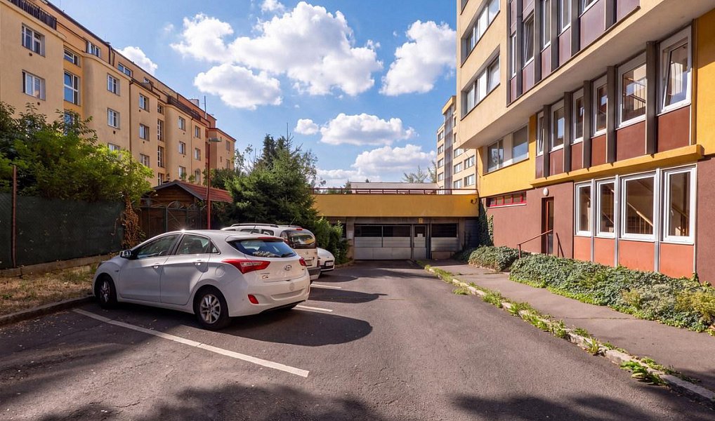 Prodej bytu 2+1 56 m², Praha – náhled fotky 18