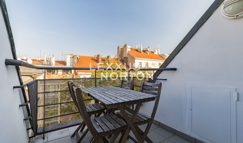 Pronájem bytu atypického 90 m², Praha – náhled fotky 10