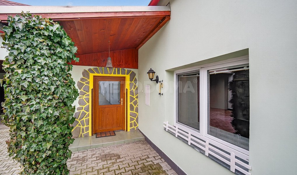 Prodej domu 231 m² s pozemkem 1 422 m², Benešovice – náhled fotky 38