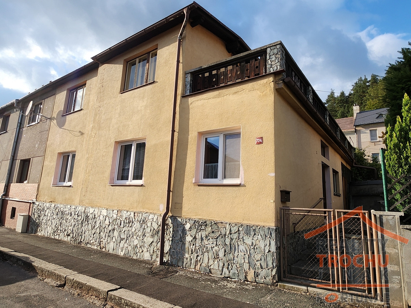 Prodej domu 210 m² s pozemkem 336 m²