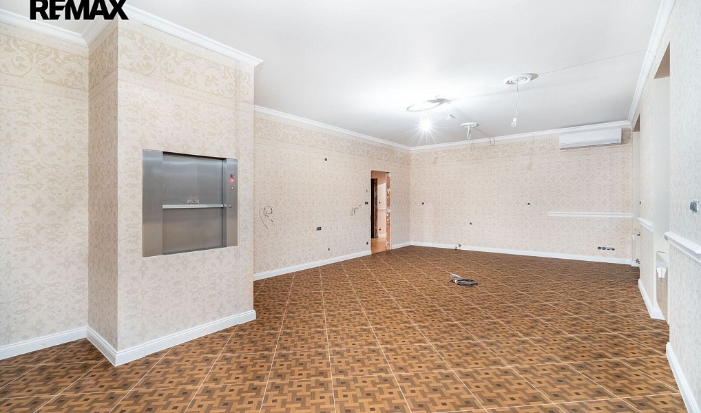 Prodej bytu 6+kk 537 m², Karlovy Vary – náhled fotky 10