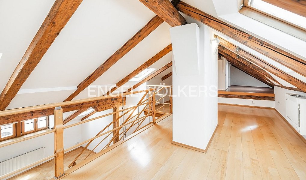 Pronájem bytu 4+kk 221 m², Praha – náhled fotky 10